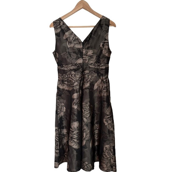 Robbie Bee Women's Brown A-Line Floral Print with Embroideries V-Neck Midi Dress - Picture 12 of 12
